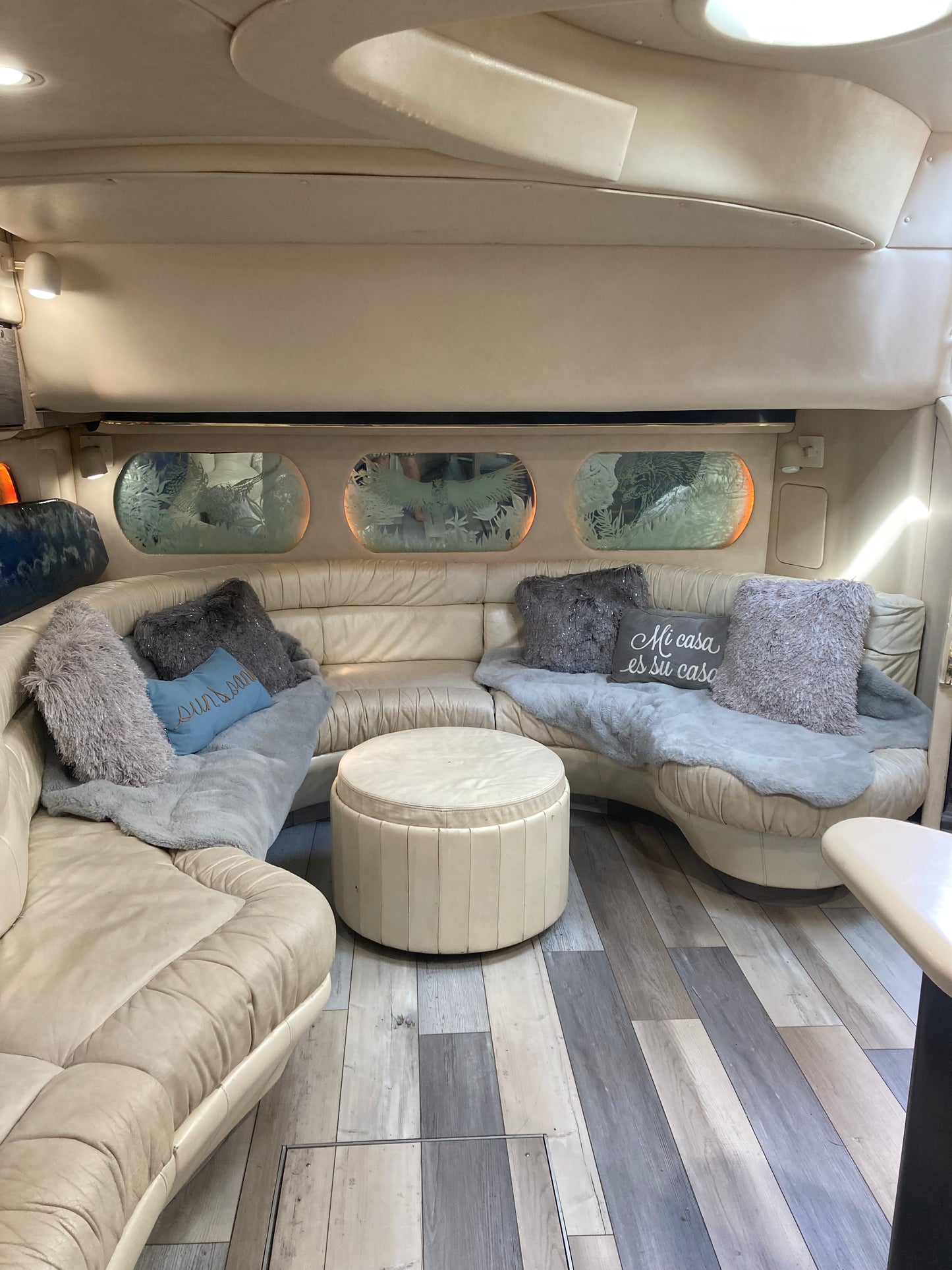 70ft Searay with Jacuzzi