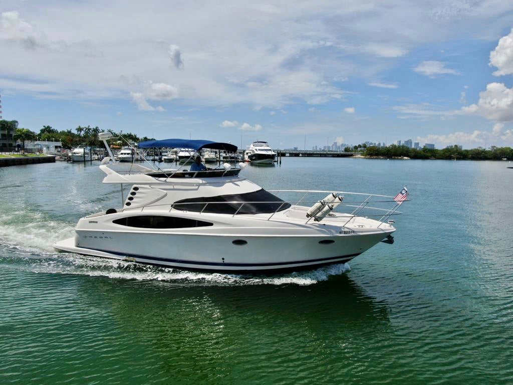 42ft Regal Flybridge