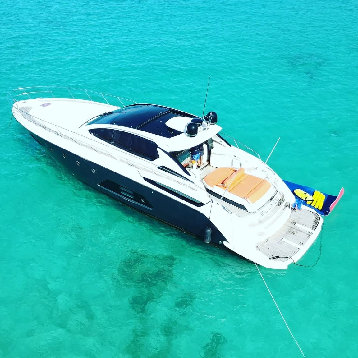 60ft Azimut