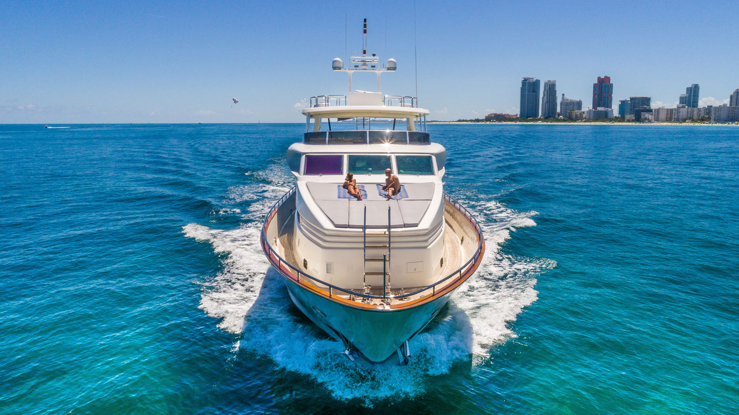 110ft Horizon with Jacuzzi