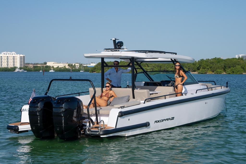 38ft Axopar Brabus 2022