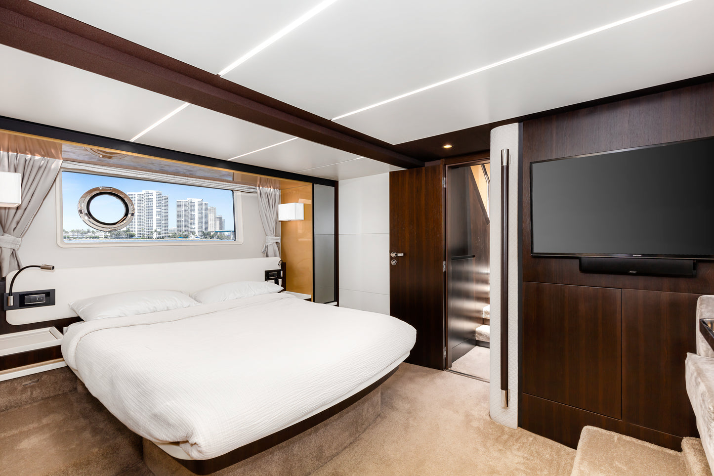 70ft Azimut (2)