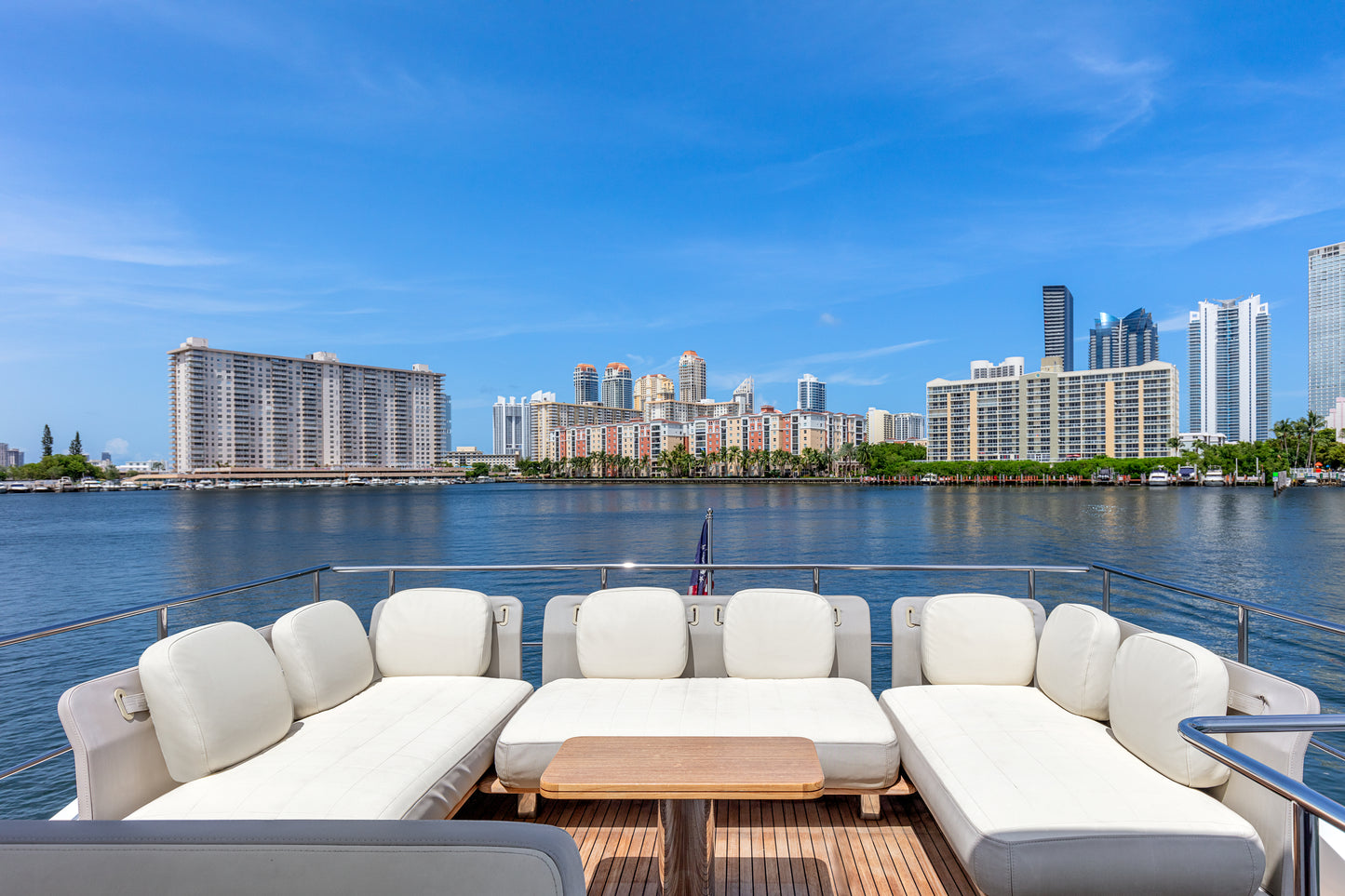 70ft Azimut (2)