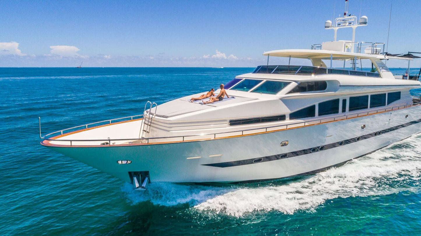 110ft Horizon with Jacuzzi