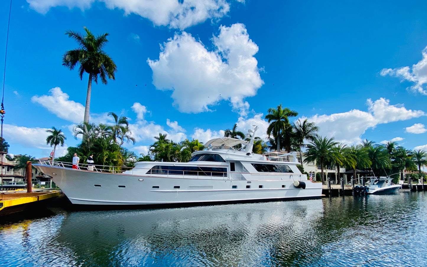 100ft Broward with Jacuzzi