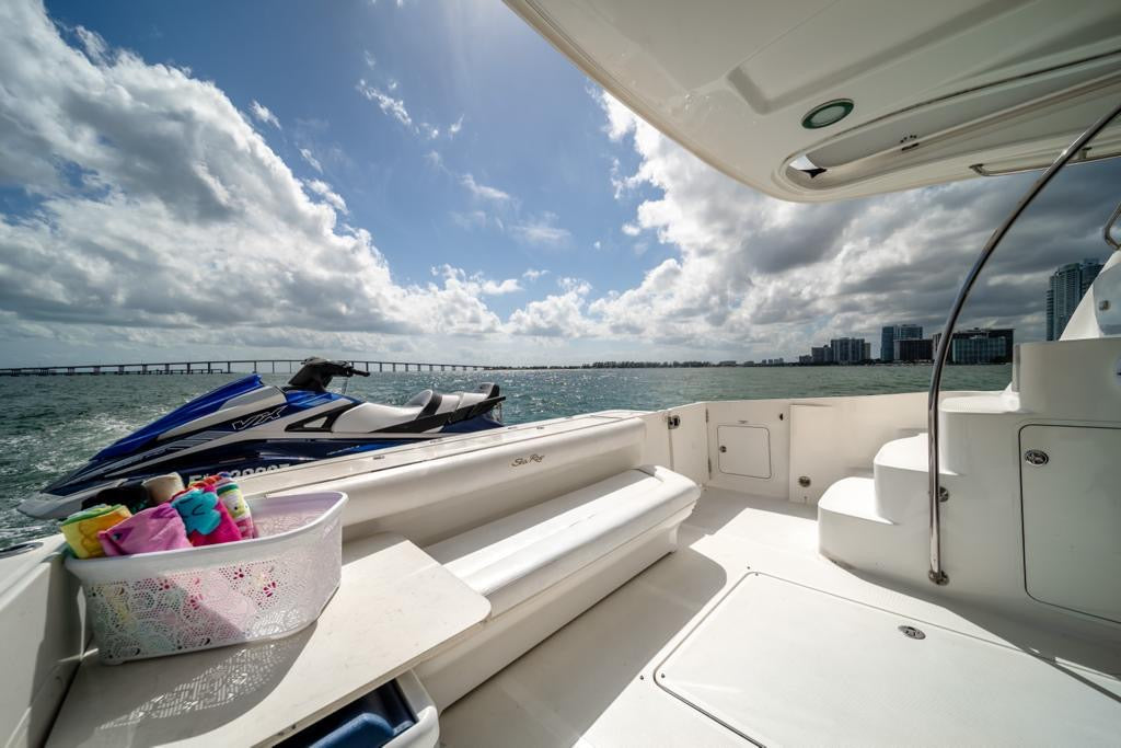 58ft Searay Flybridge
