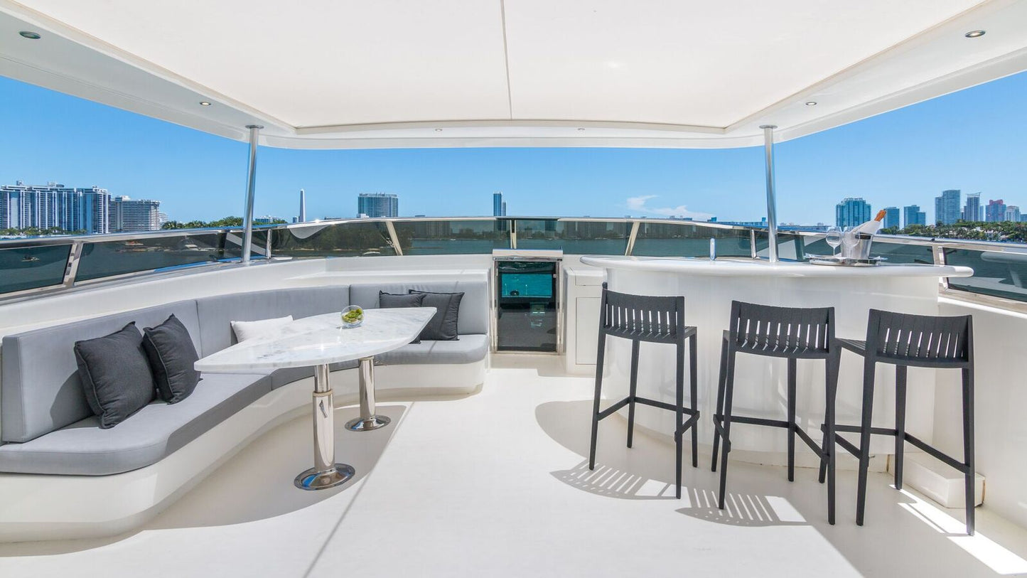110ft Horizon with Jacuzzi
