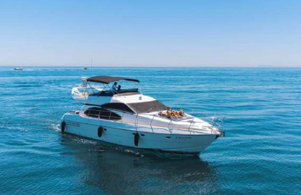 58ft Azimut