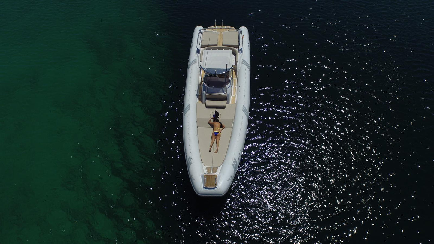 43ft Sacs Stratos