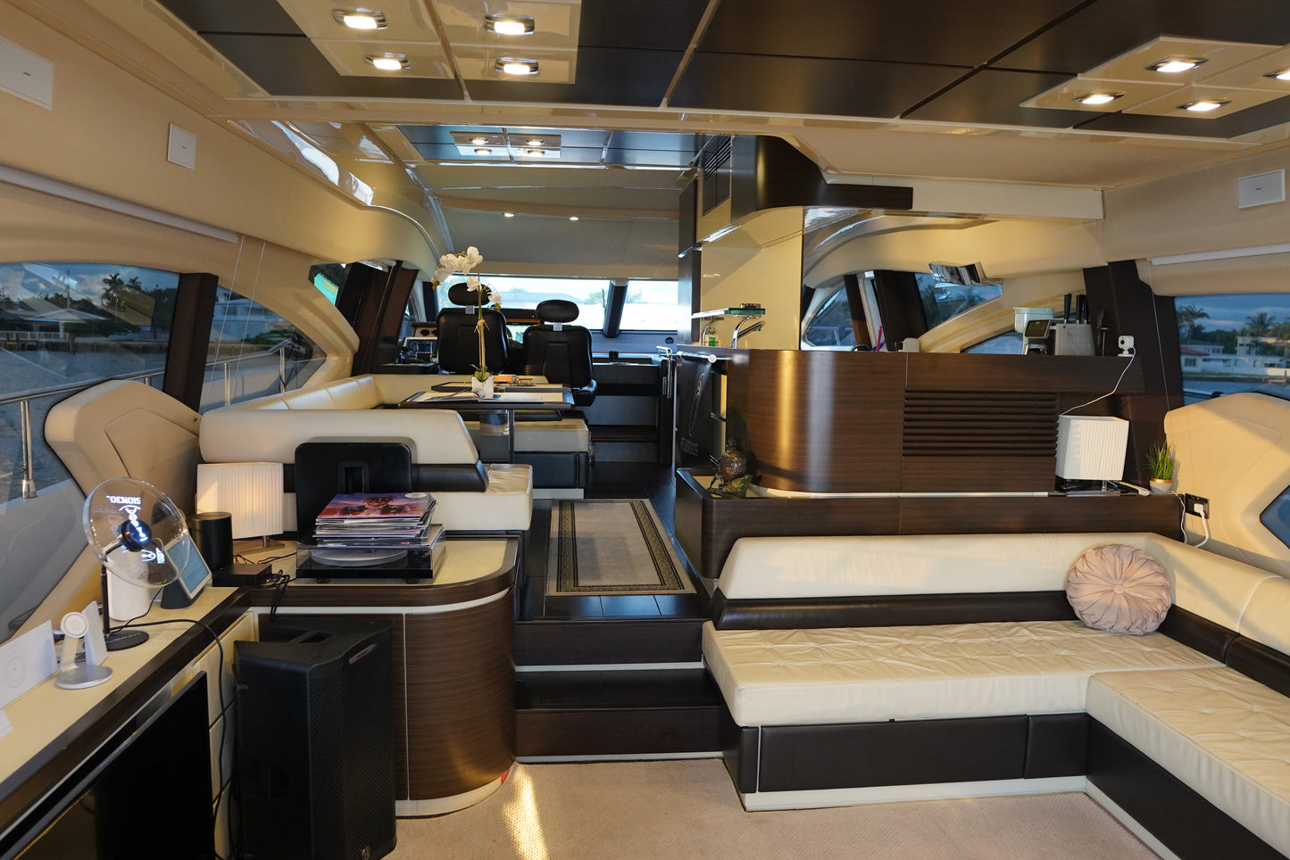 70ft Luxury Azimut