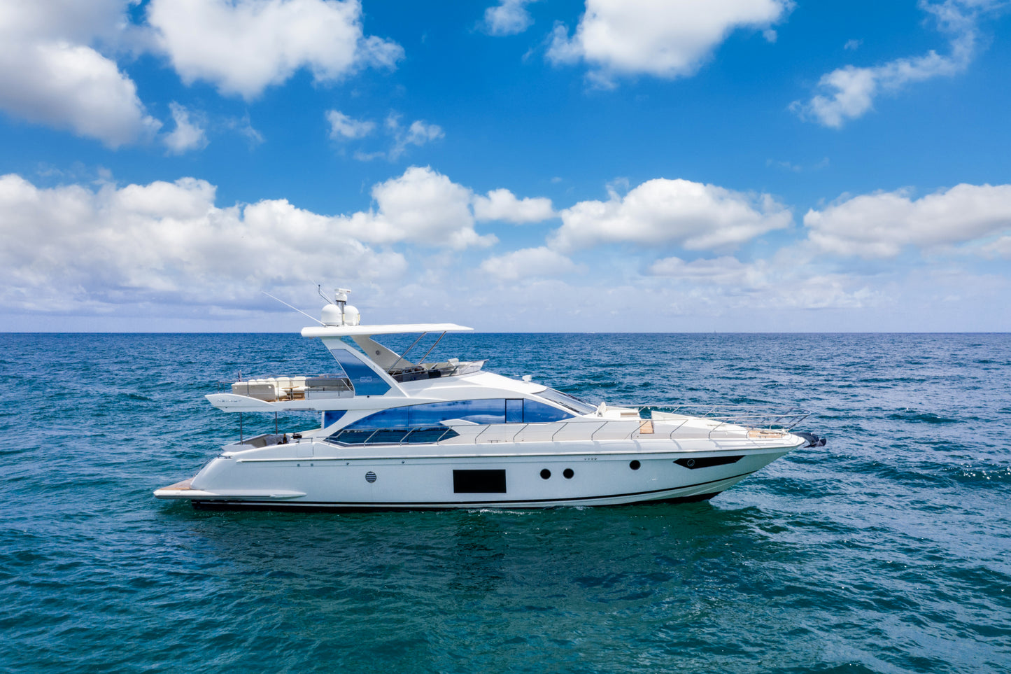 70ft Azimut (2)