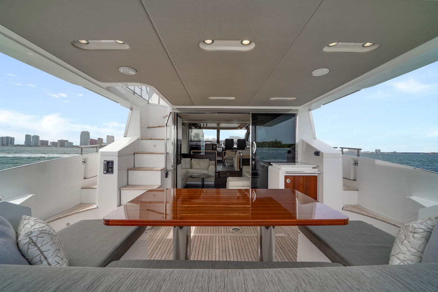 68ft Luxury Azimut
