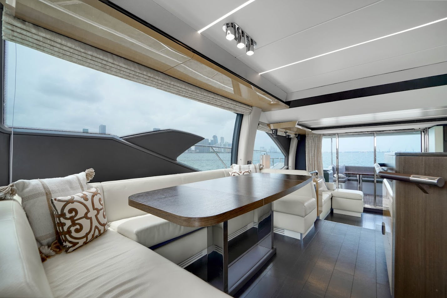 68ft Luxury Azimut