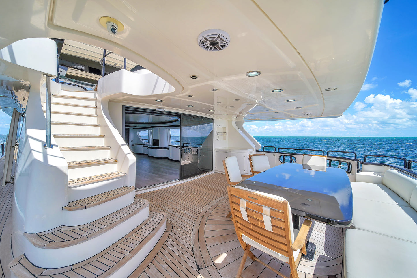 130ft Azimut with Jacuzzi