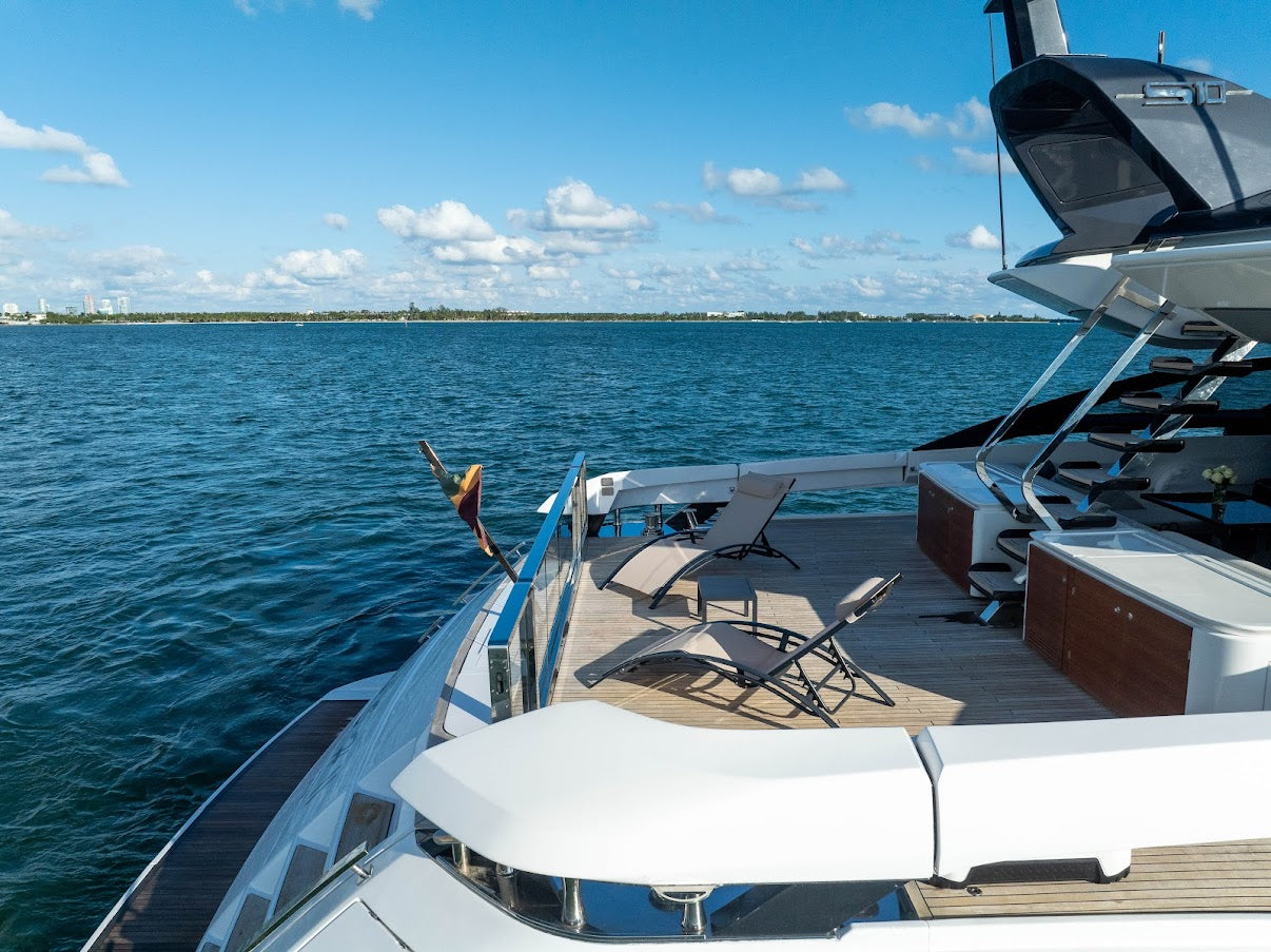 94ft Azimut