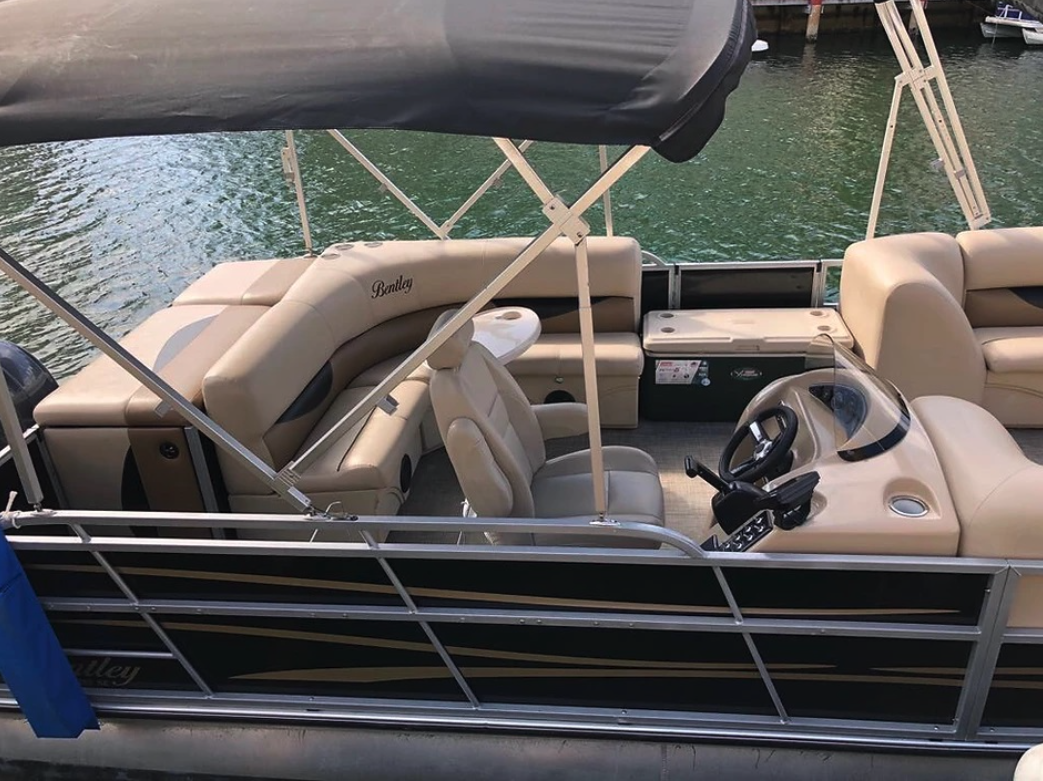 24ft Party Pontoon