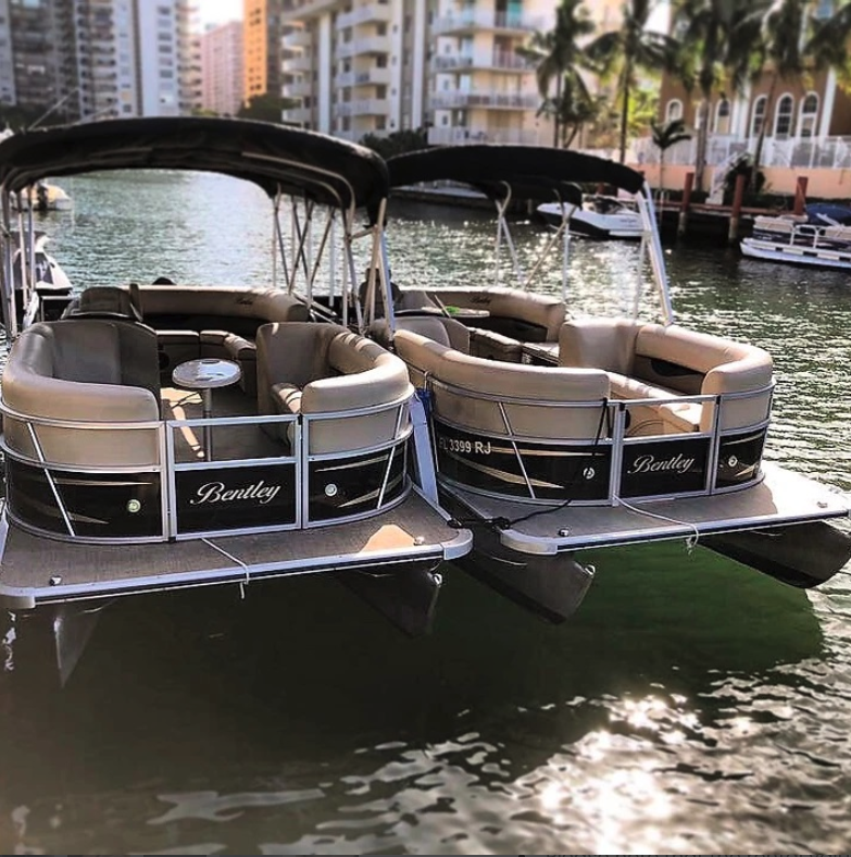24ft Party Pontoon