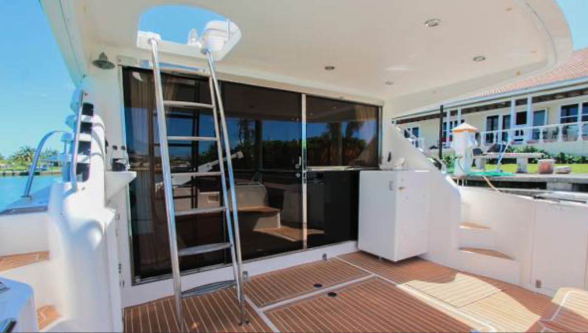 65ft Flybridge