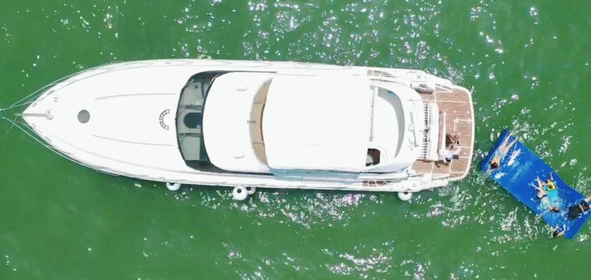 65ft Flybridge