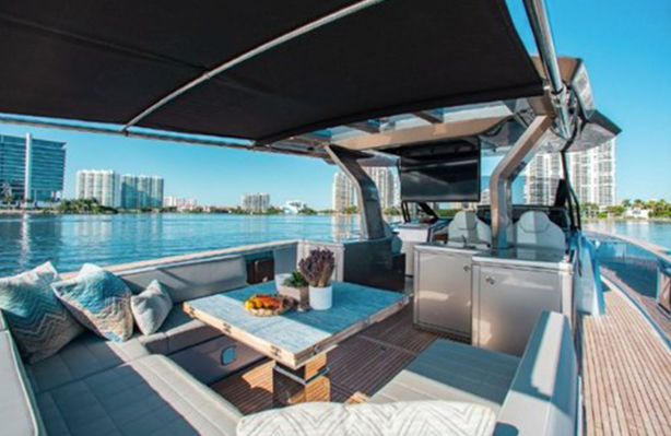 50ft Luxury Pardo with Toys