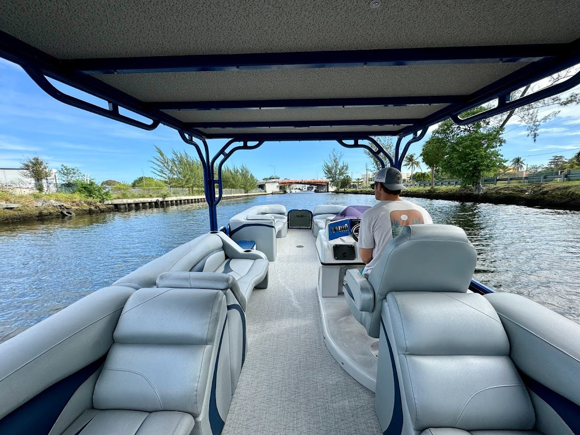 27ft Pontoon with Slide