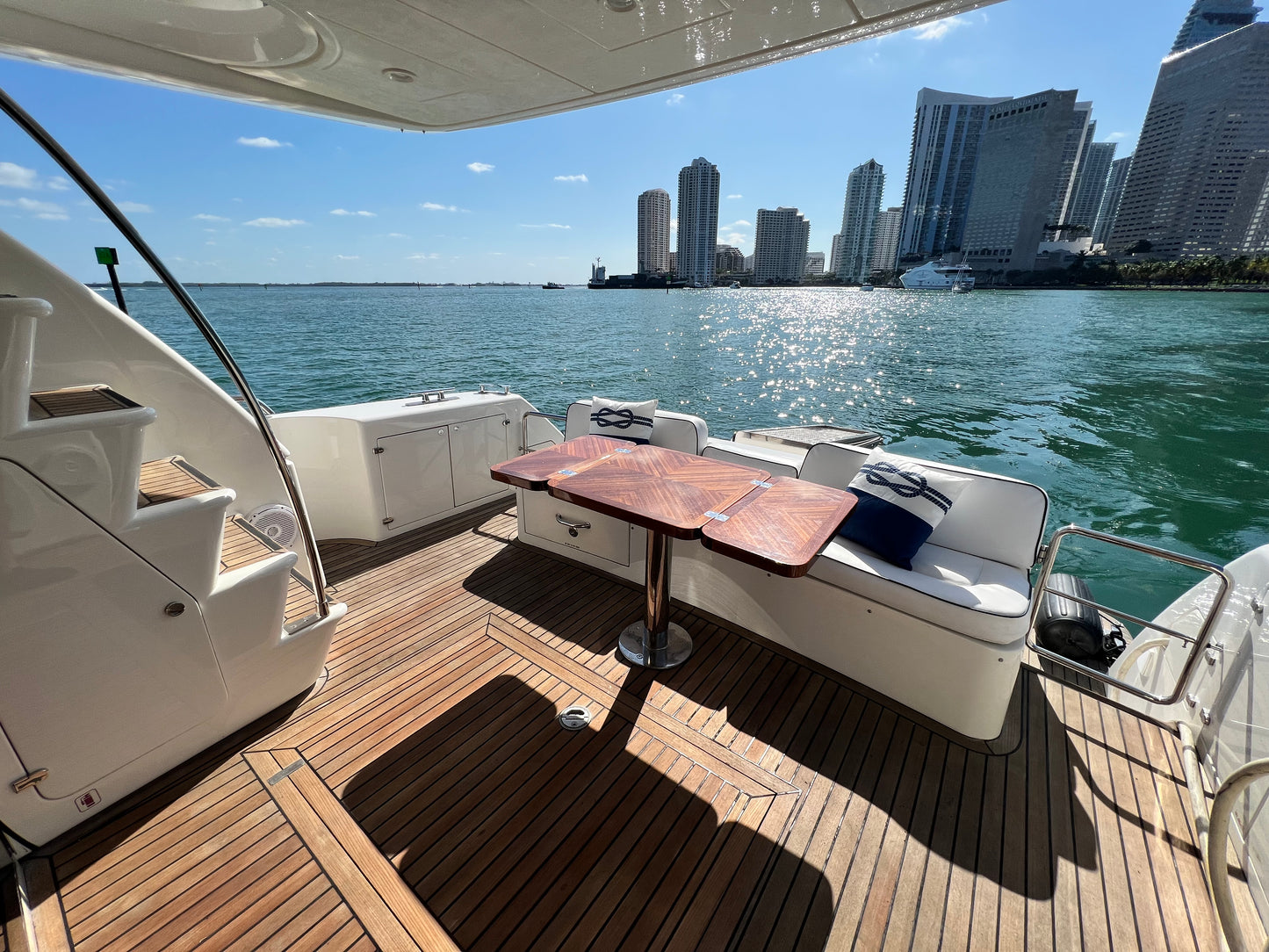 55ft Uniesse