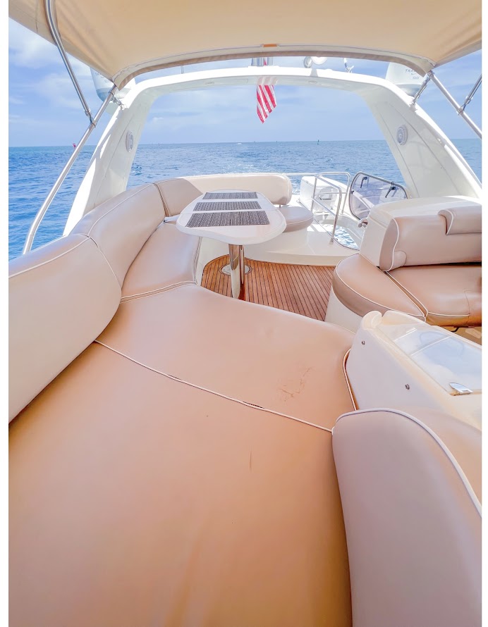50ft Azimut