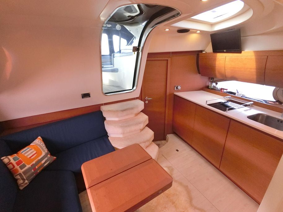 40ft Azimut