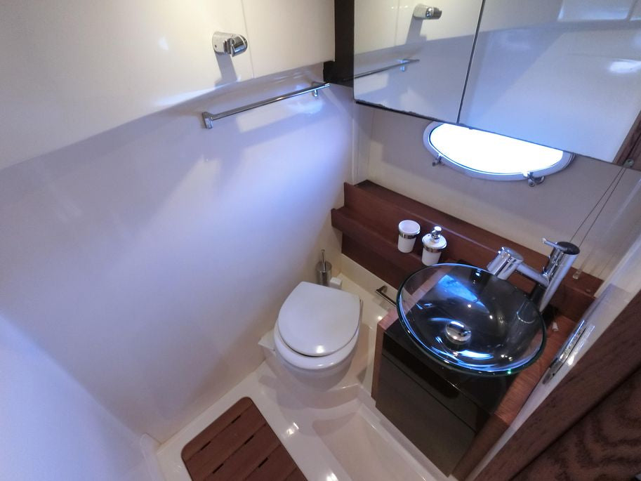 40ft Azimut