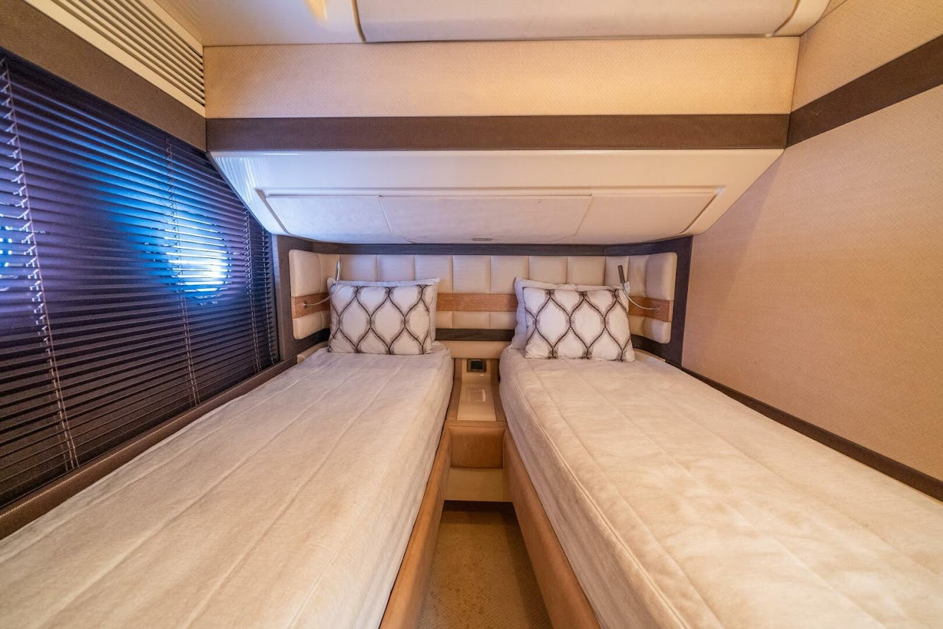 66ft Azimut
