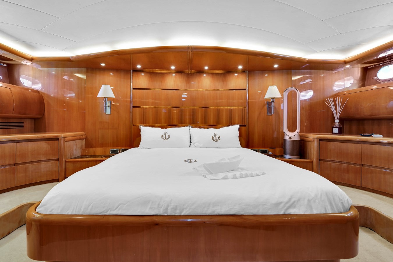 110ft Maiora