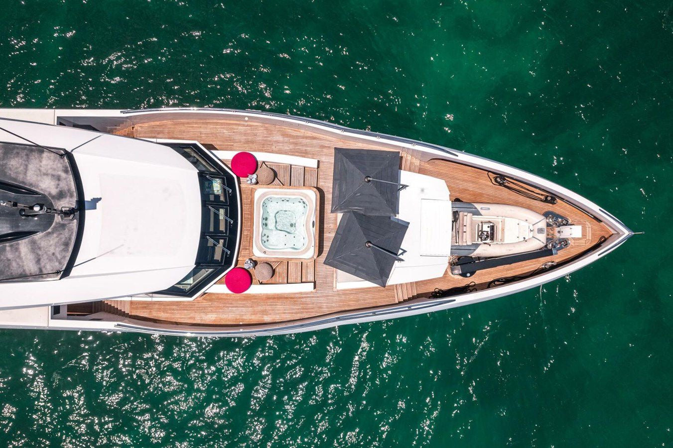 131ft Columbus with Jacuzzi & Jetski