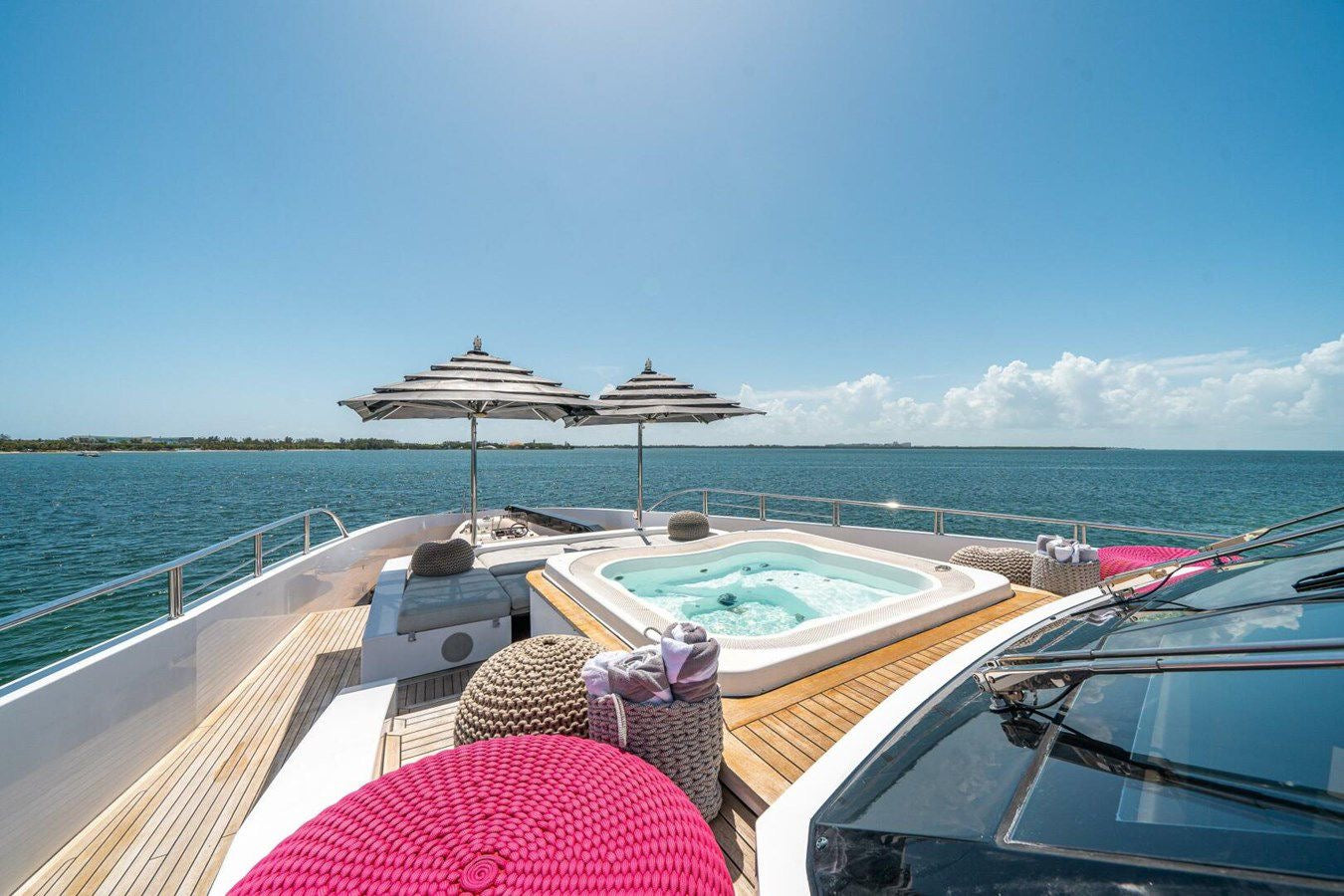 131ft Columbus with Jacuzzi & Jetski