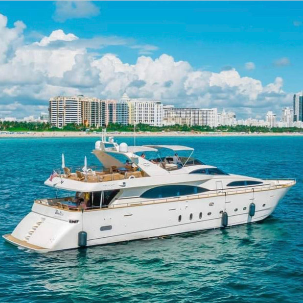 100ft Azimut with Jacuzzi (1)