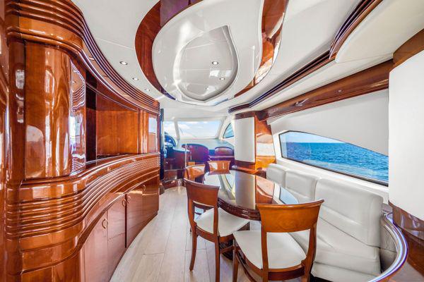 85ft Azimut (1)