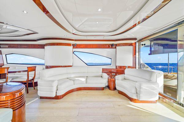 85ft Azimut (1)