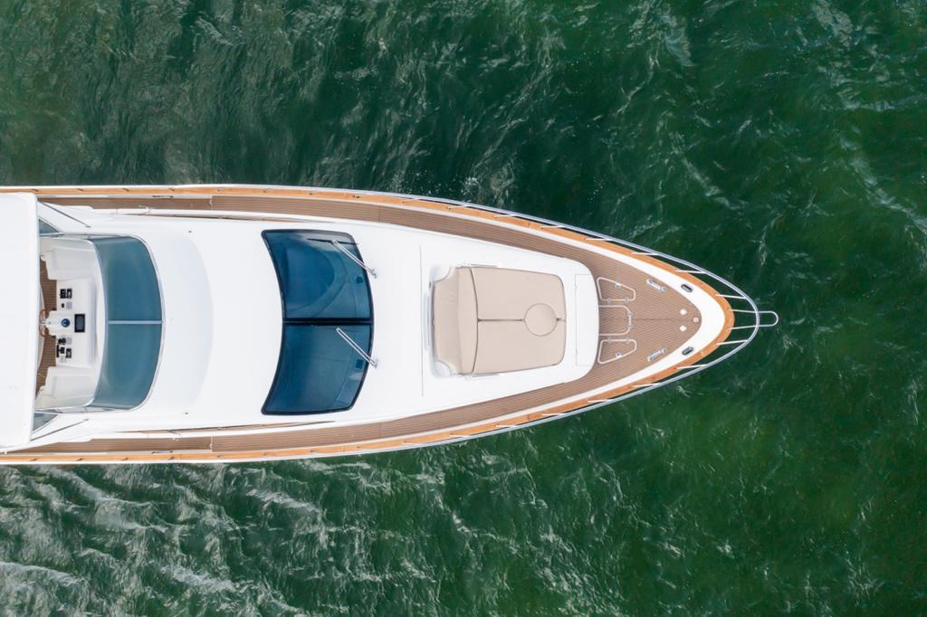 85ft Azimut (1)