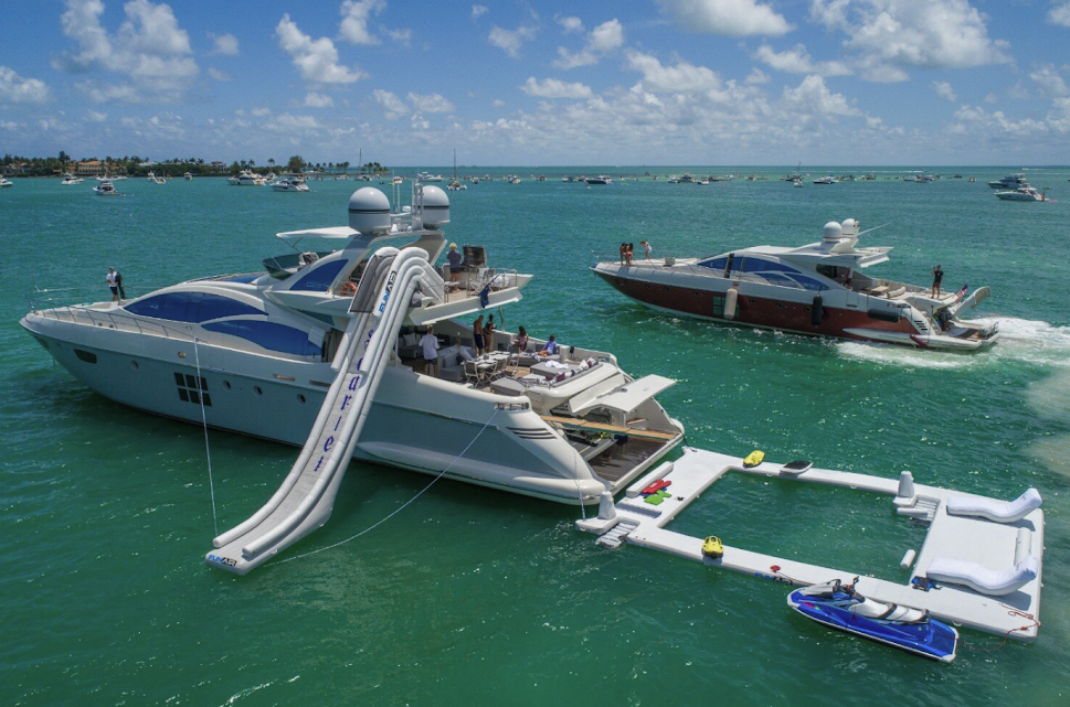 103ft Luxury Azimut with Toys