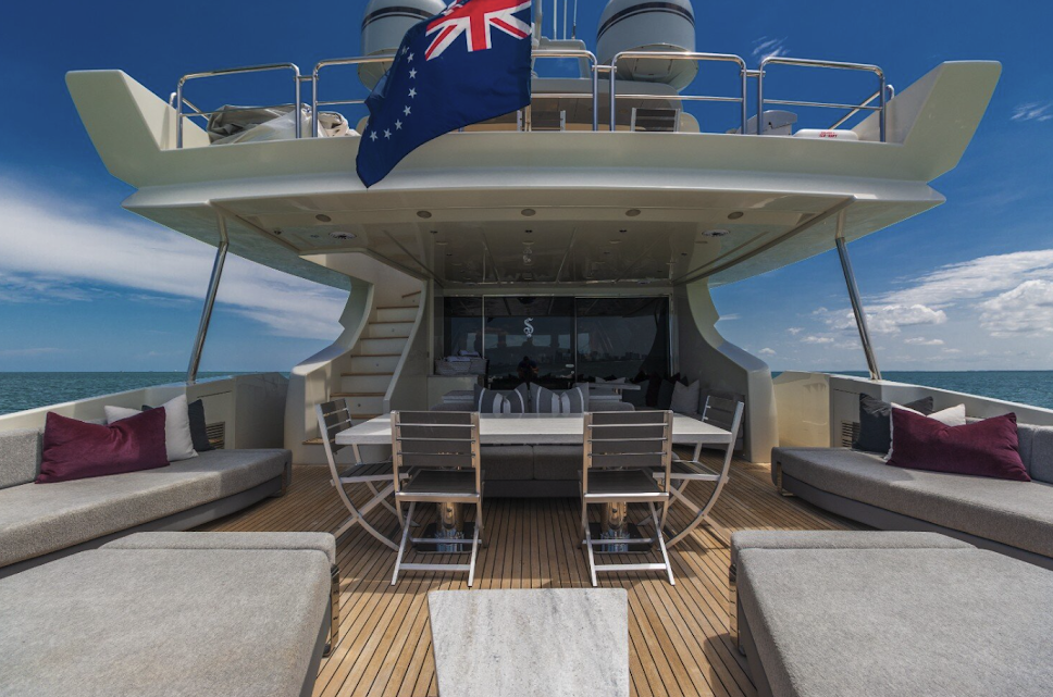 103ft Luxury Azimut with Toys