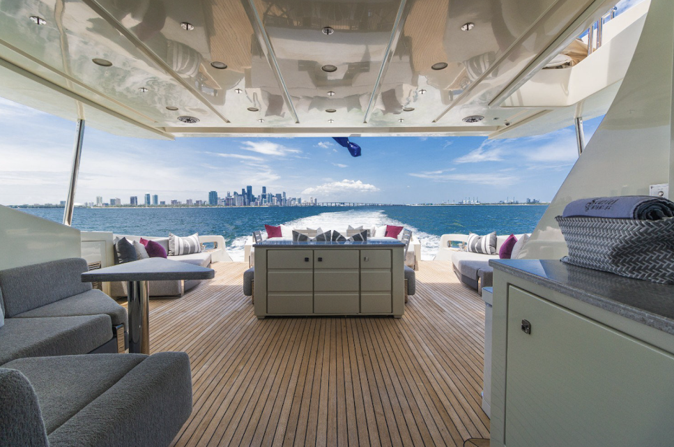 103ft Luxury Azimut with Toys