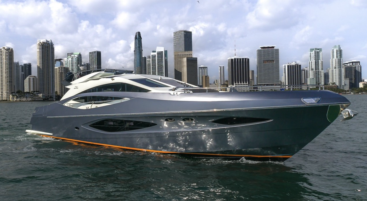 80ft Numarine with Jacuzzi