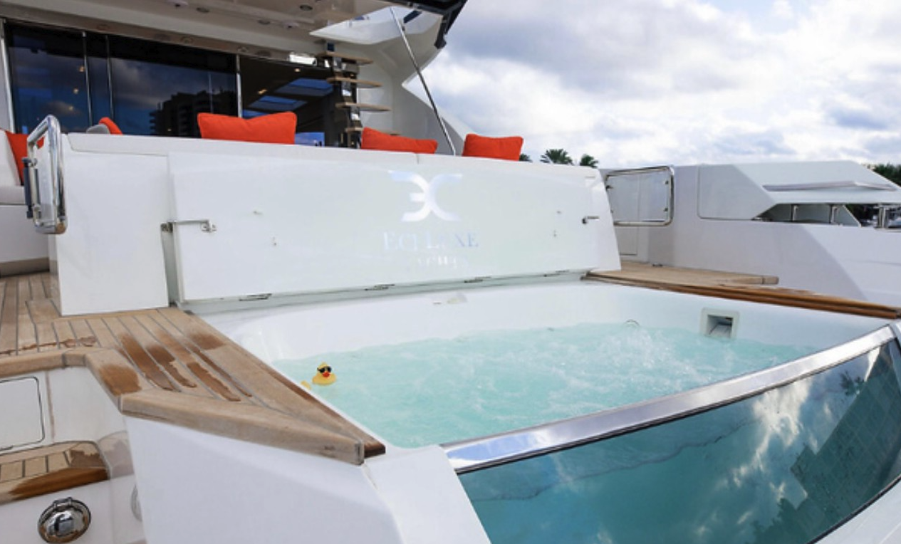 80ft Numarine with Jacuzzi