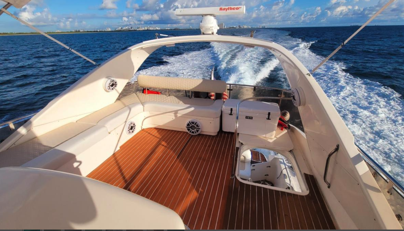 65ft Flybridge
