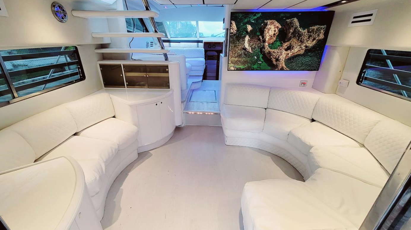 65ft Flybridge