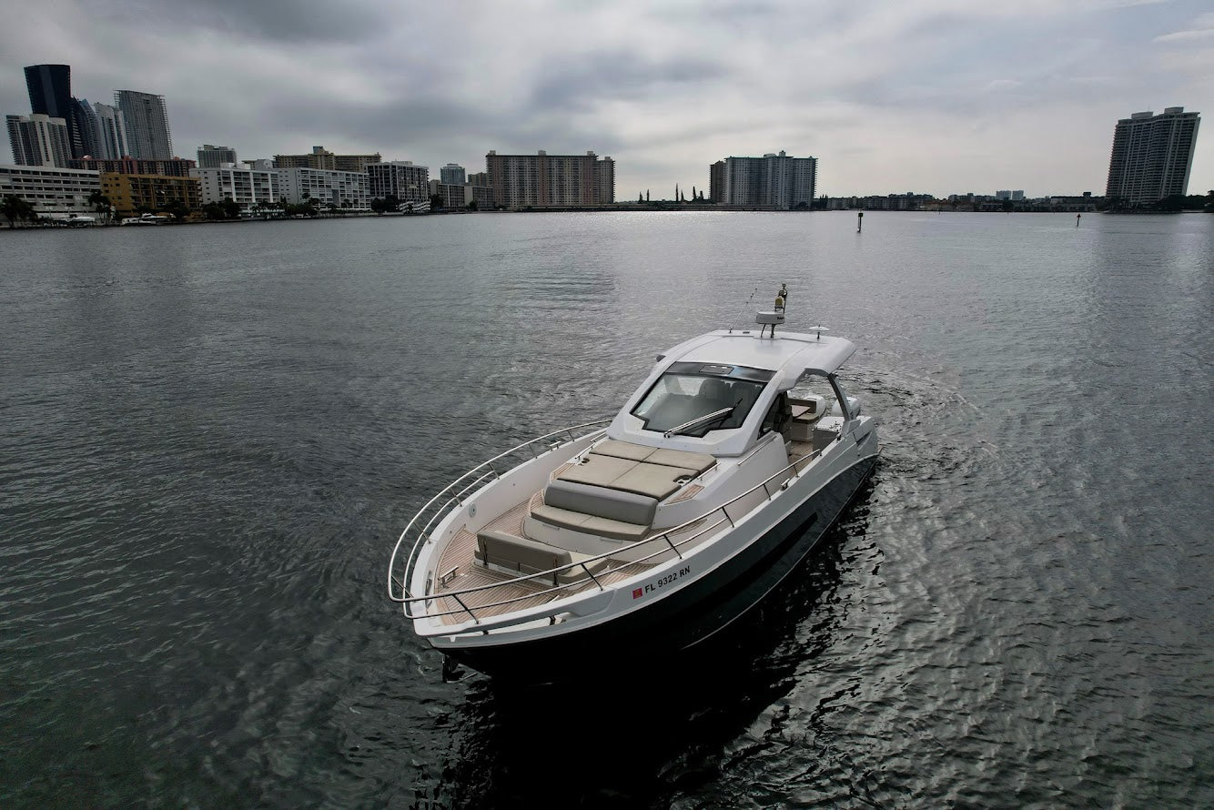 42ft Luxury Azimut Verve