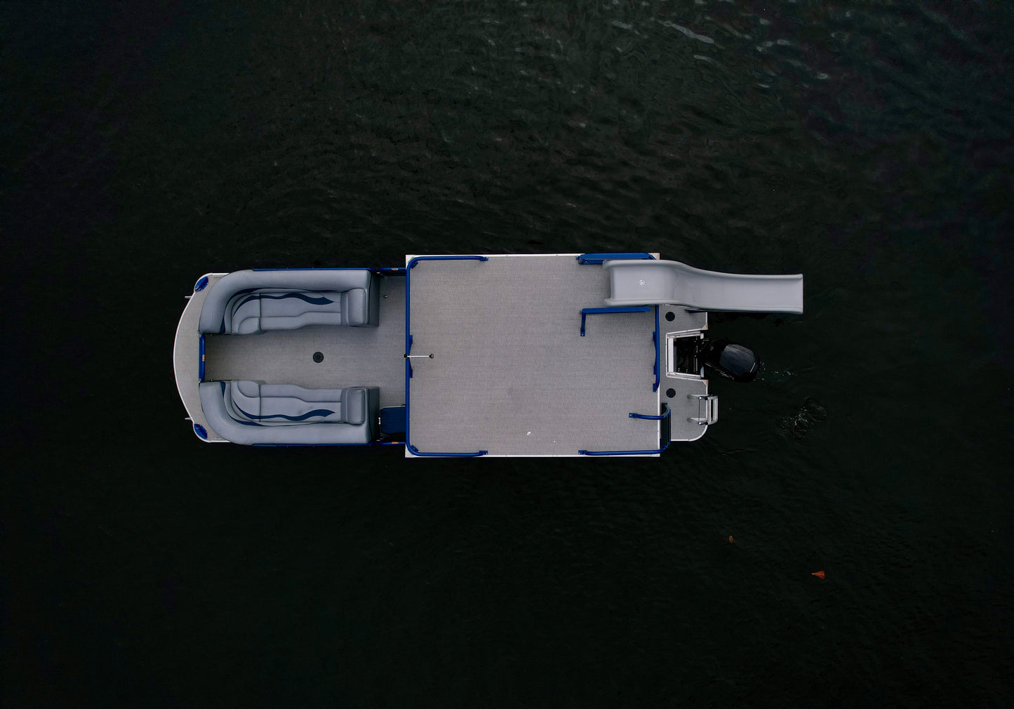 27ft Pontoon