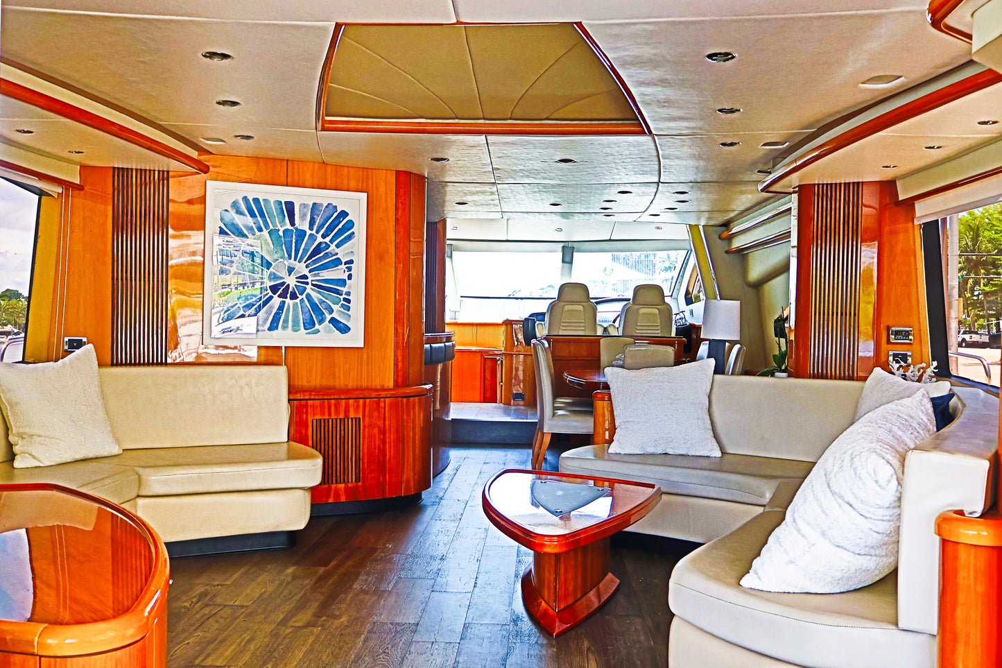 90ft Sunseeker with Jacuzzi (3)
