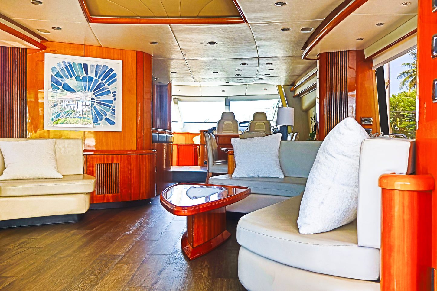 90ft Sunseeker with Jacuzzi (3)