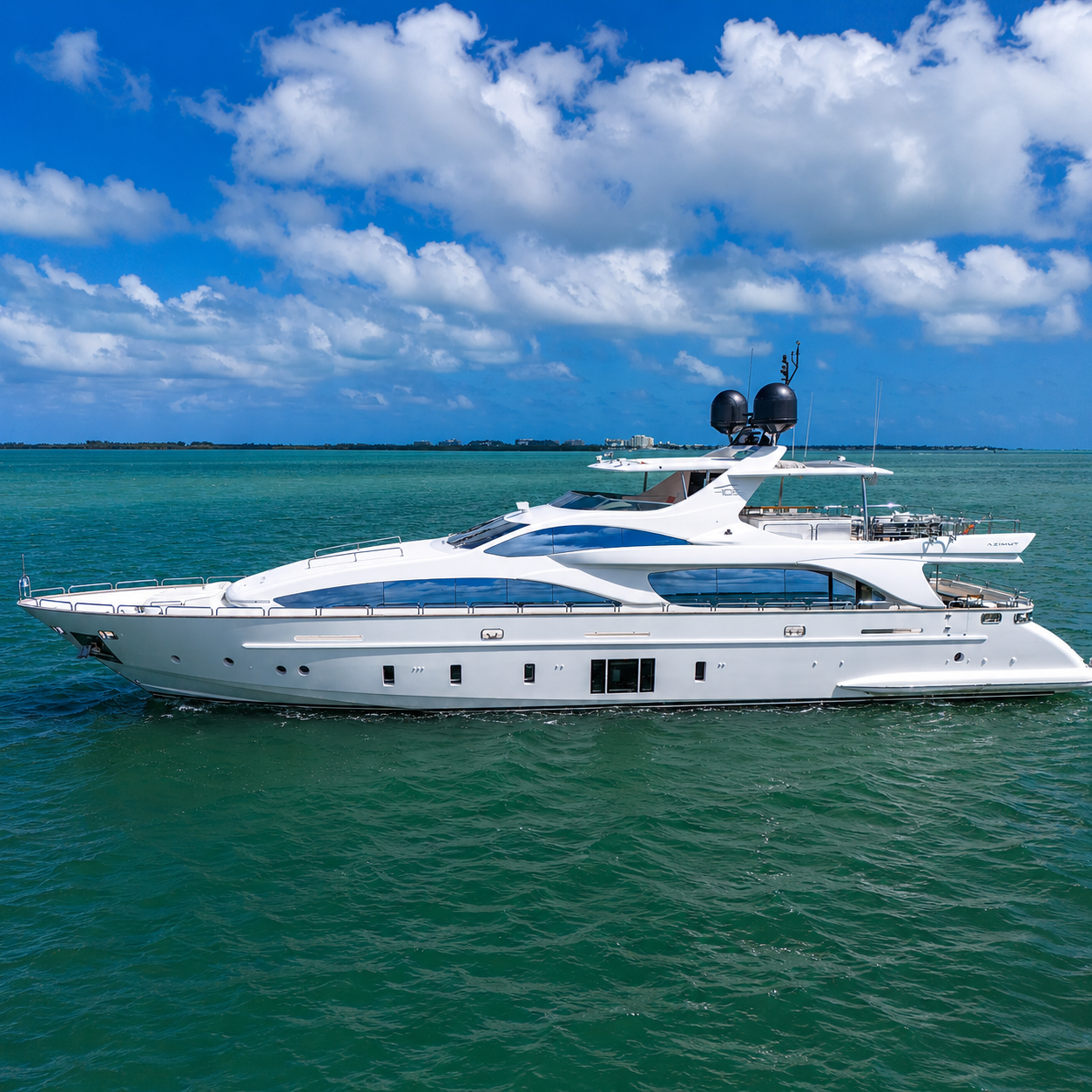 105ft Luxury Azimut