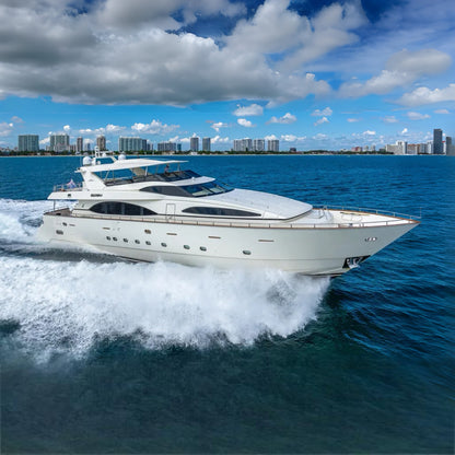 105ft Azimut with Jacuzzi (1)